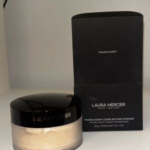 laura mercier Translucent Loose Setting Powder - Black & Cream Packaging